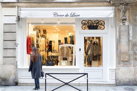 luxury consignment stores paris.